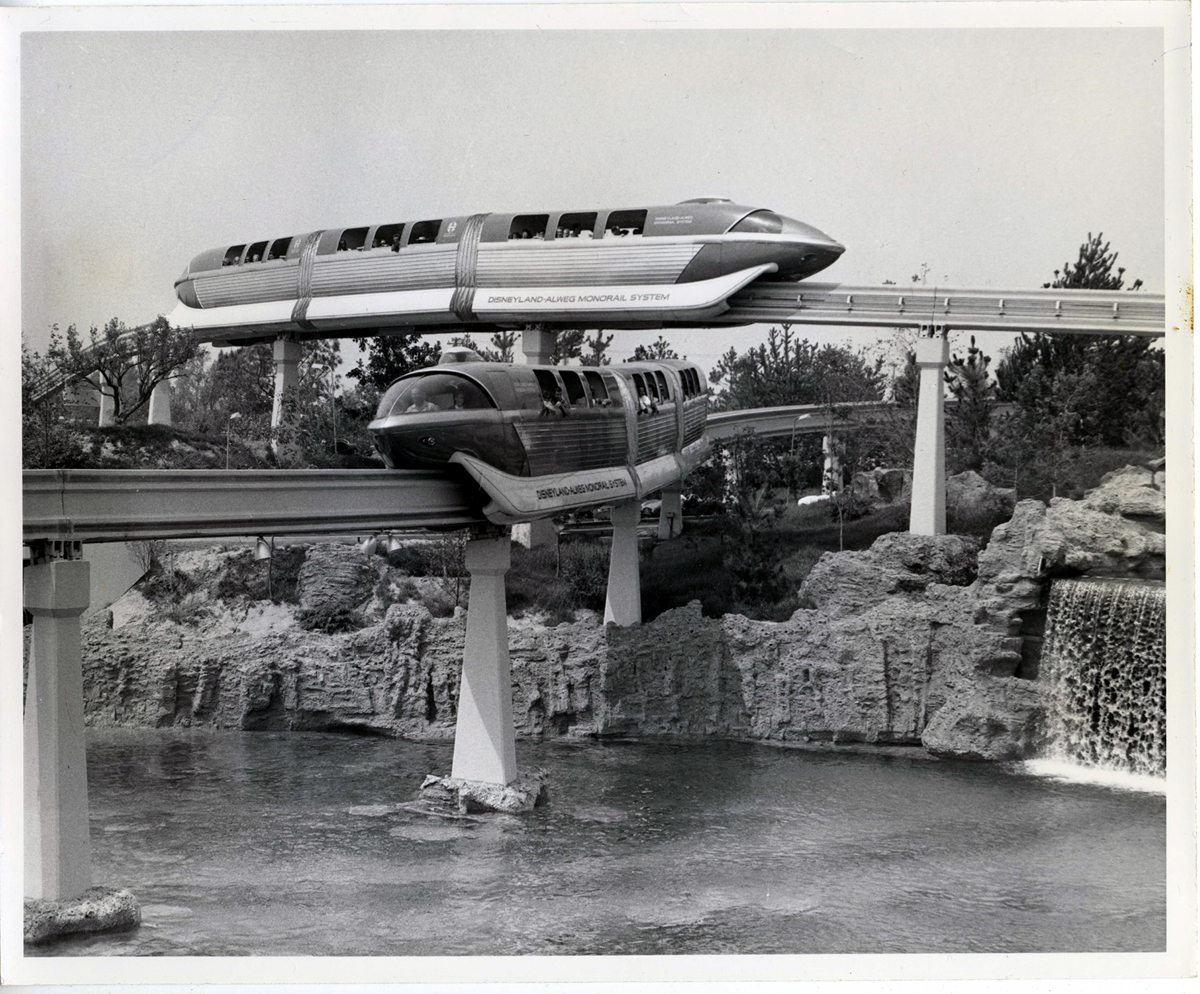 monorail6.jpg